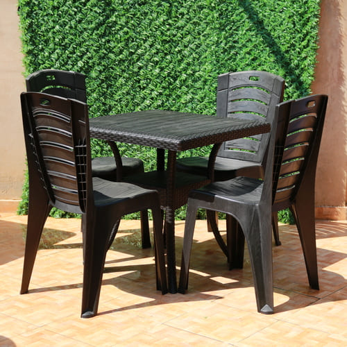 Table Carré Tréssée Pieds Droits + 4 Chaises bistro sans accoudoirs