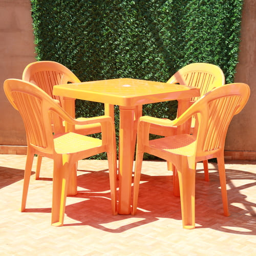 Tables de haute qualité 0,75× 0,75 cm + 4 Chaises de jardin – Image 3