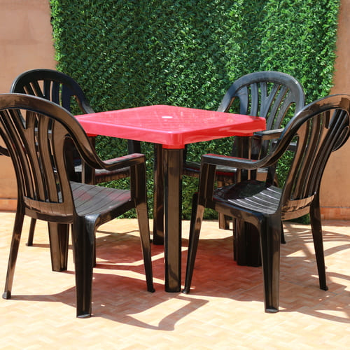 Tables de haute qualité 0,75× 0,75 cm + 4 Chaises de jardin – Image 5